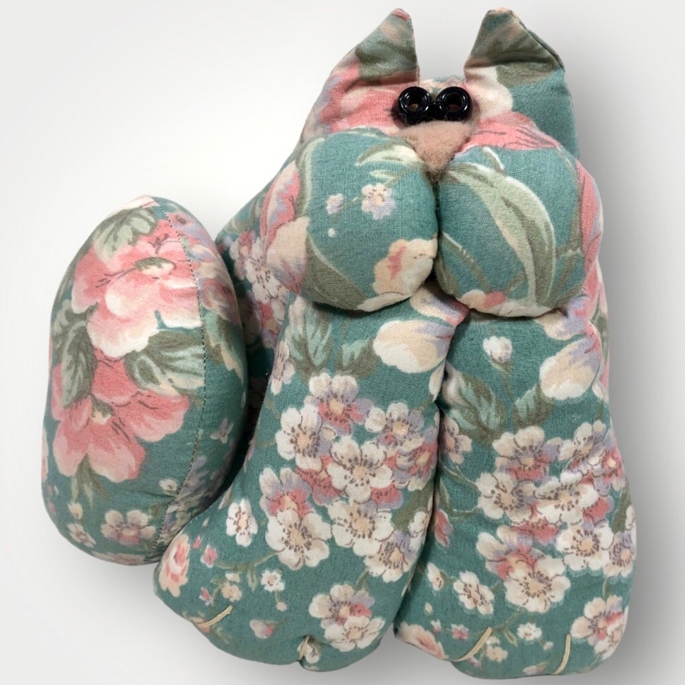 Handmade Stuffed Fabric Cat- Laurel Burch-esque 6”